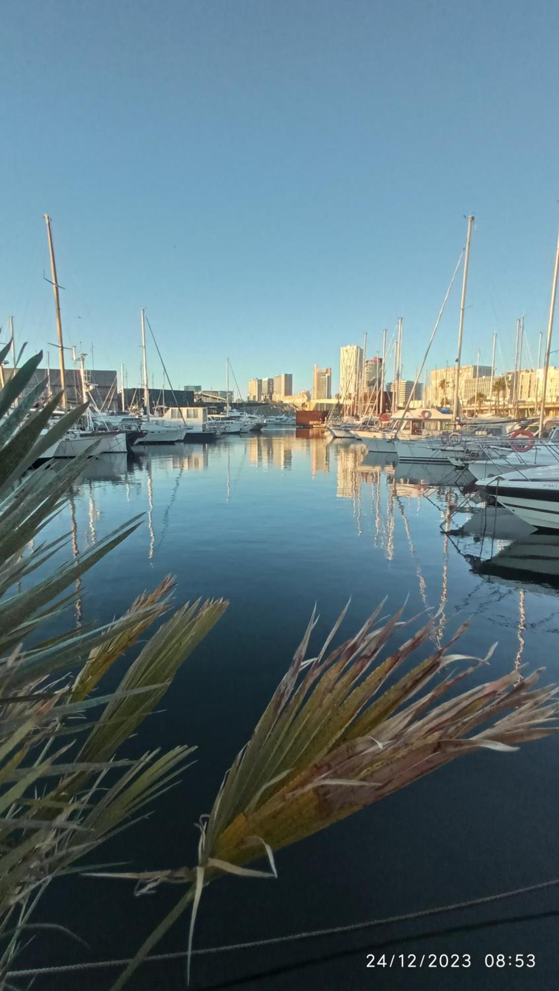 Wonderful Boat For Families And Friends Sant Adria de Besos Exterior foto